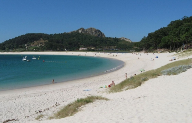  Rodas Beach 
